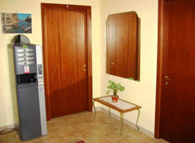 Hotel Eurorooms Рим Екстериор снимка